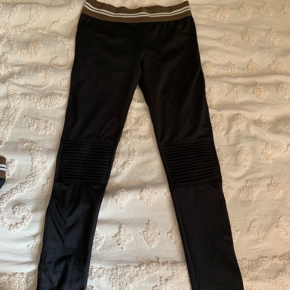 Olympia Leggings - Picture 3 of 5